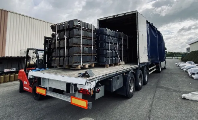 Transport en Tautliner, Rouen, ELTS – Étienne Leloup Transports Spéciaux